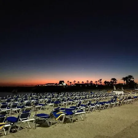شقة Demelza Ocean View *